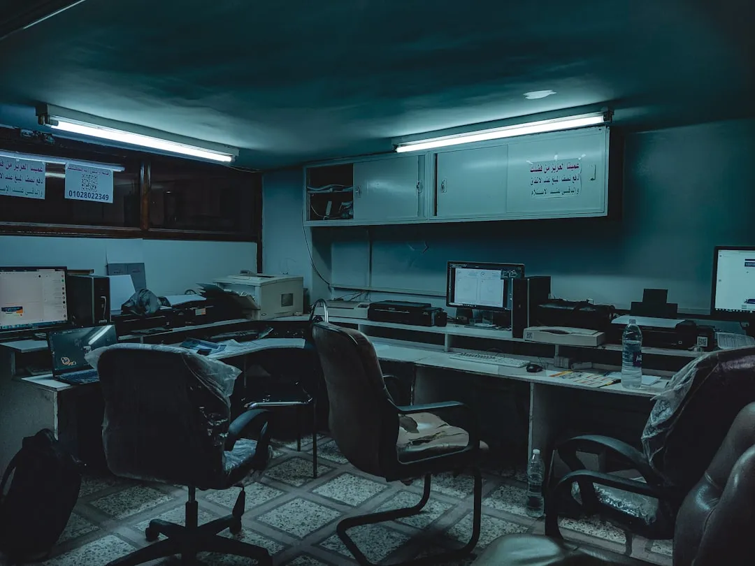 重庆舞台妆与新娘跟妆常用彩妆产品特性对比及选配方案正文配图 1